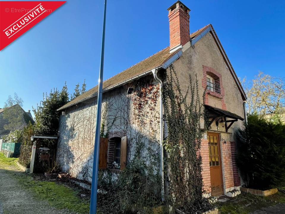 Maison à COSNE-COURS-SUR-LOIRE