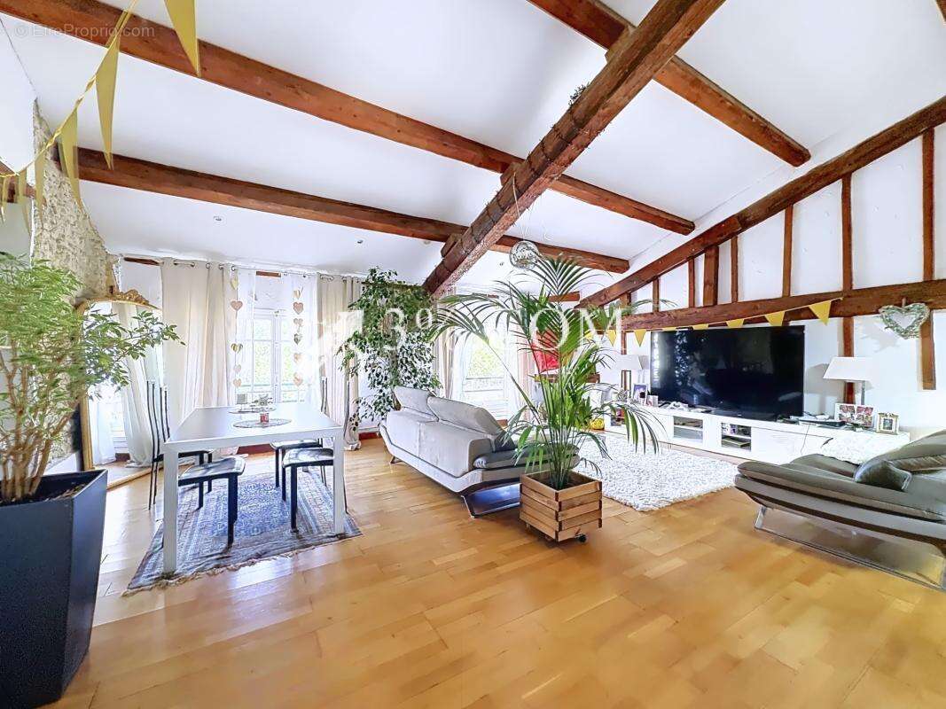 NARBONNE - COURS MIRABEAU Appartement de caractère de 136 m2 - photo 3