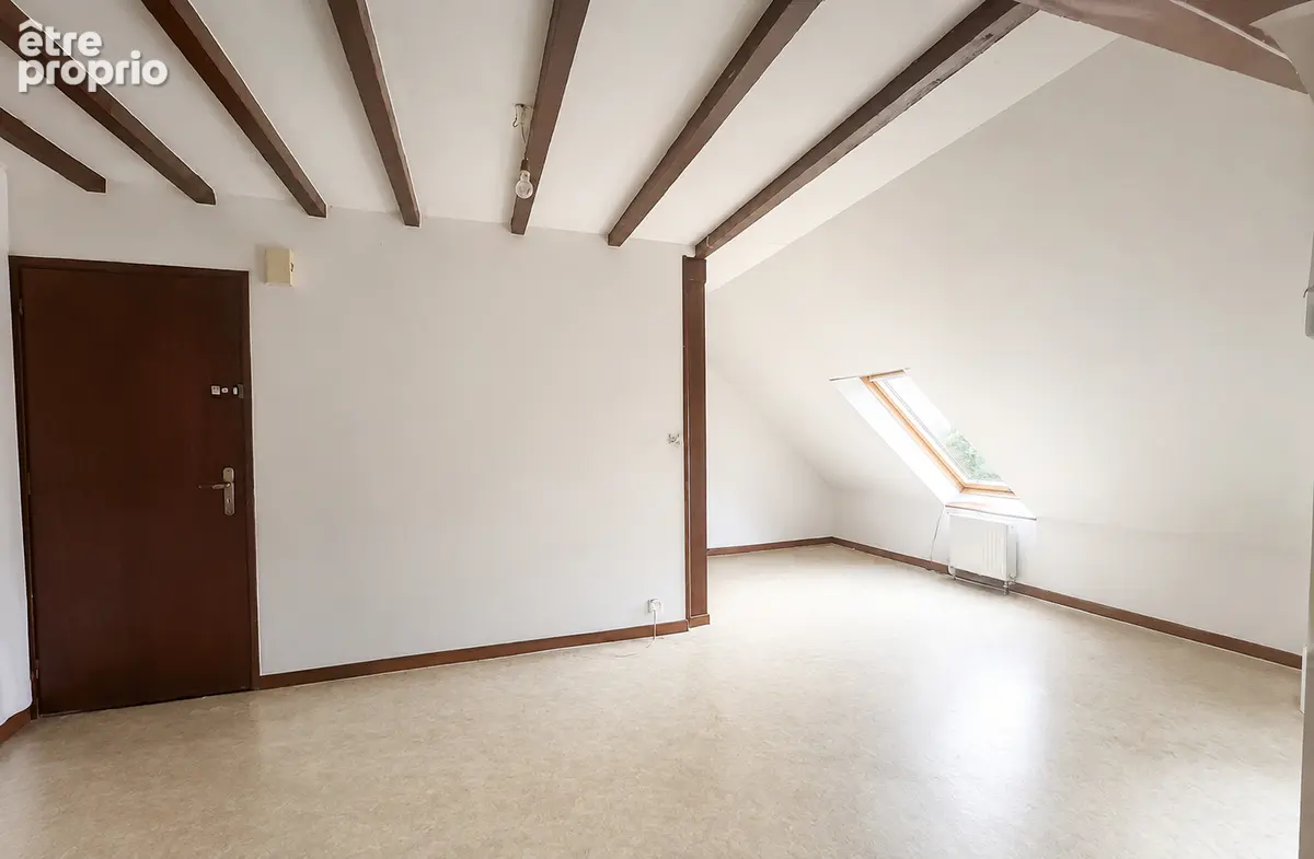Appartement T4 en duplex à 2 pas du centre-ville - photo 3