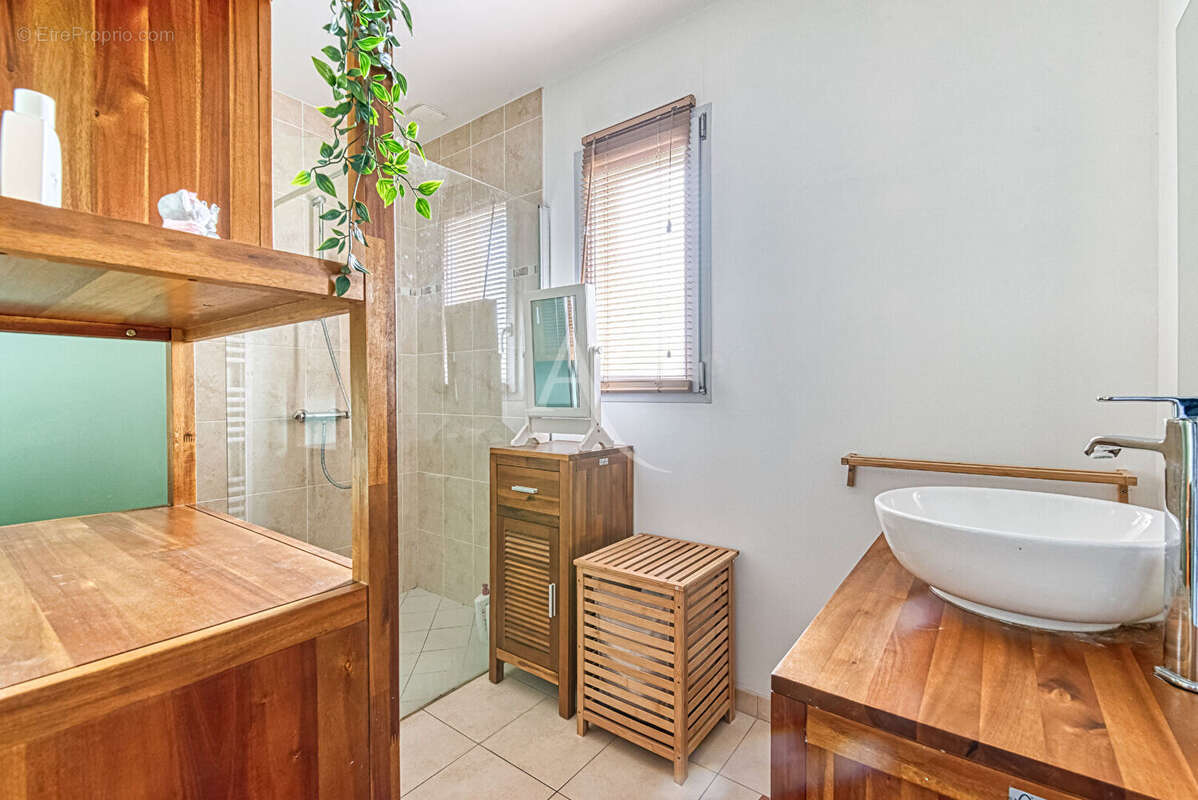 Maison à SOULAIRE-ET-BOURG