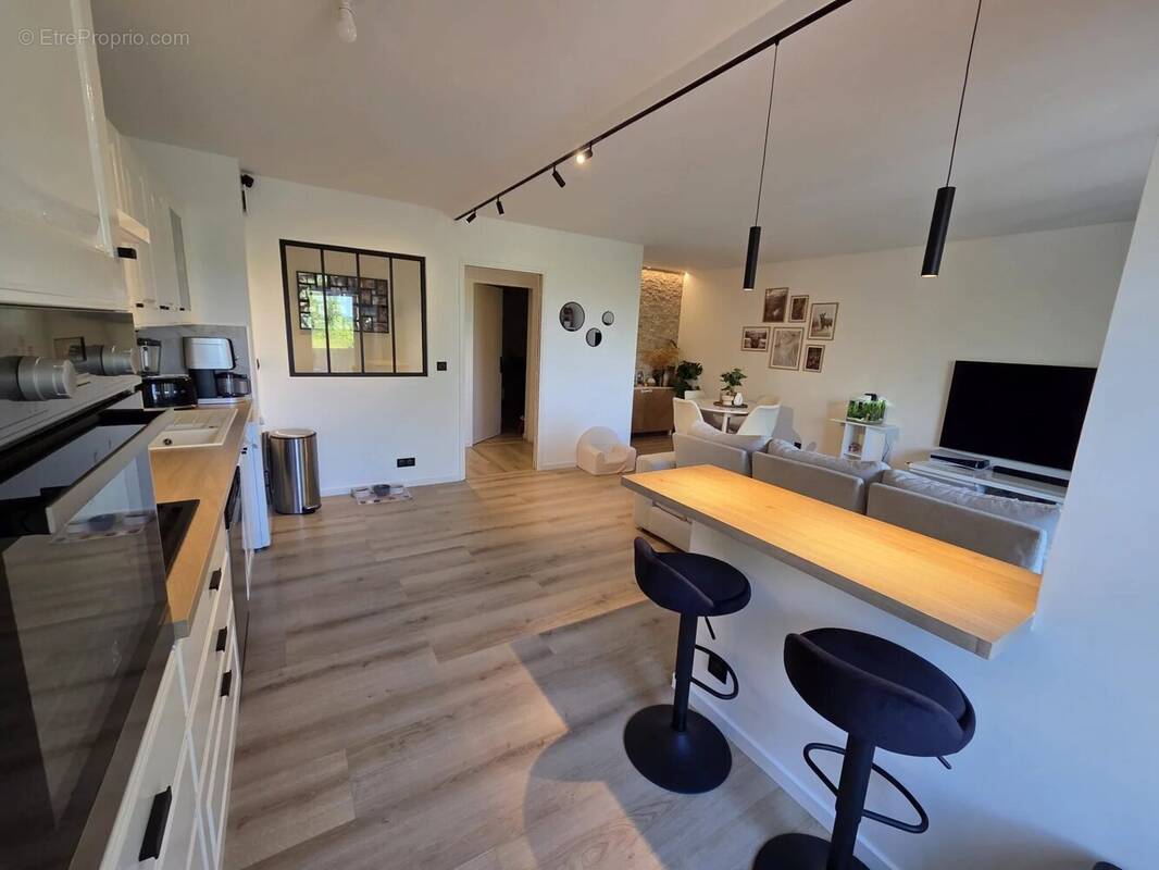 Appartement à MOUGINS