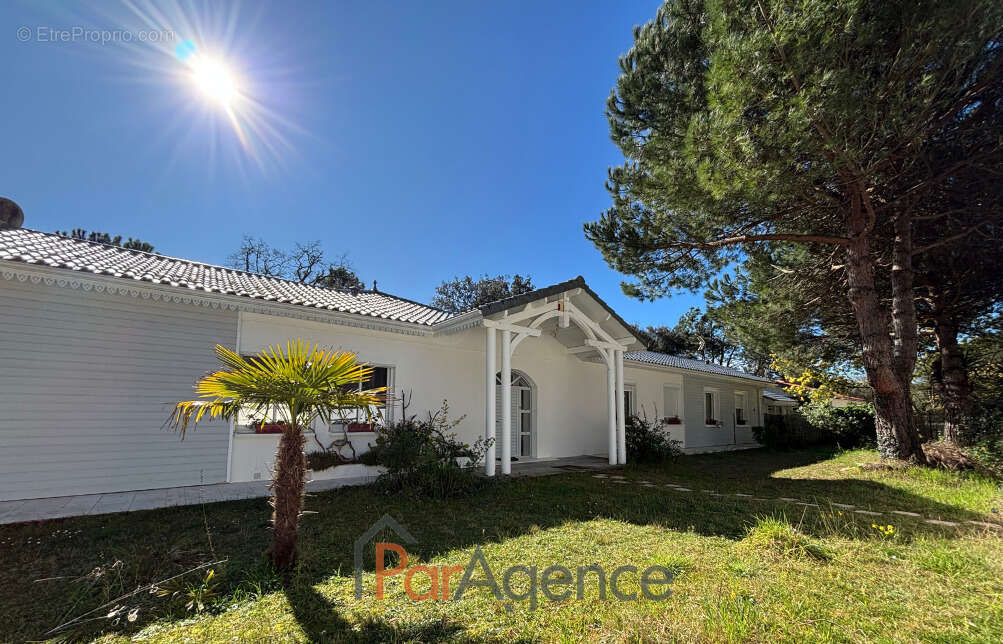 Maison à SAINT-PALAIS-SUR-MER