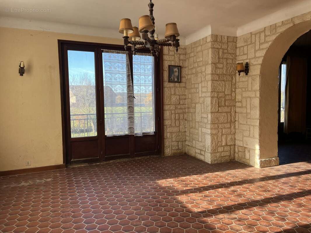 Maison à VILLE-EN-SALLAZ