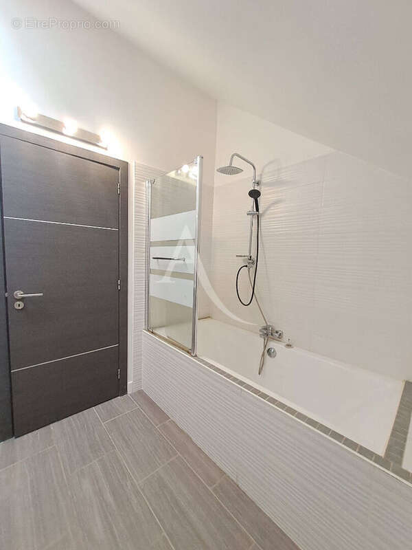 Maison à MORIGNY-CHAMPIGNY