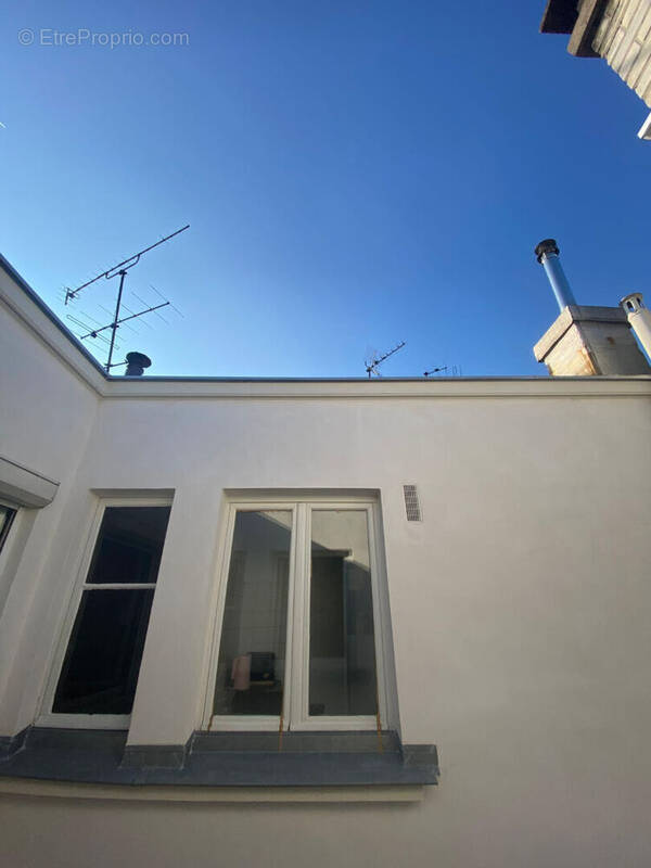 Appartement à PARIS-14E