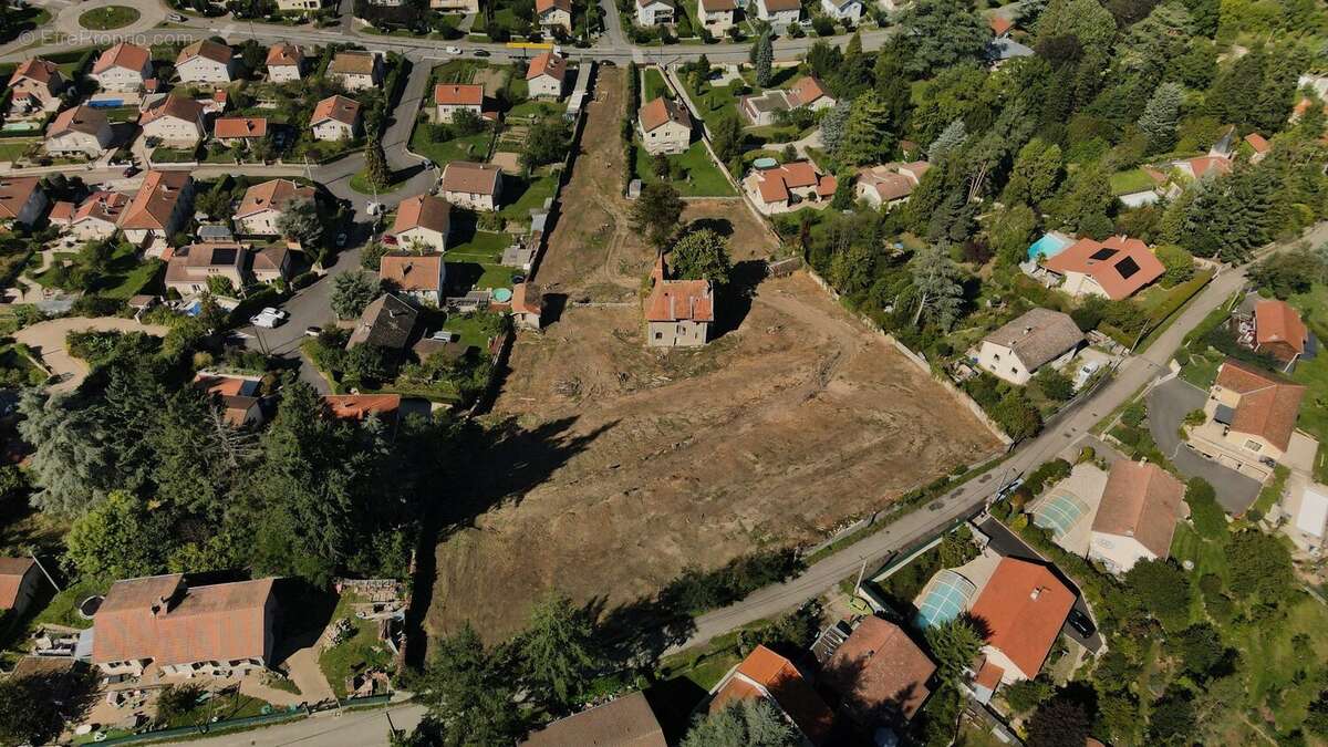 Terrain à AUREC-SUR-LOIRE