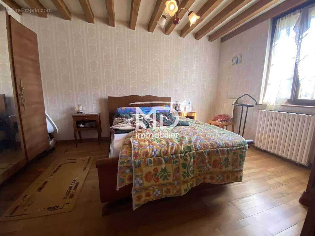 Maison à LES VENTES