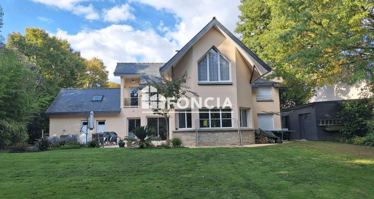 Maison à CHARTRES-DE-BRETAGNE