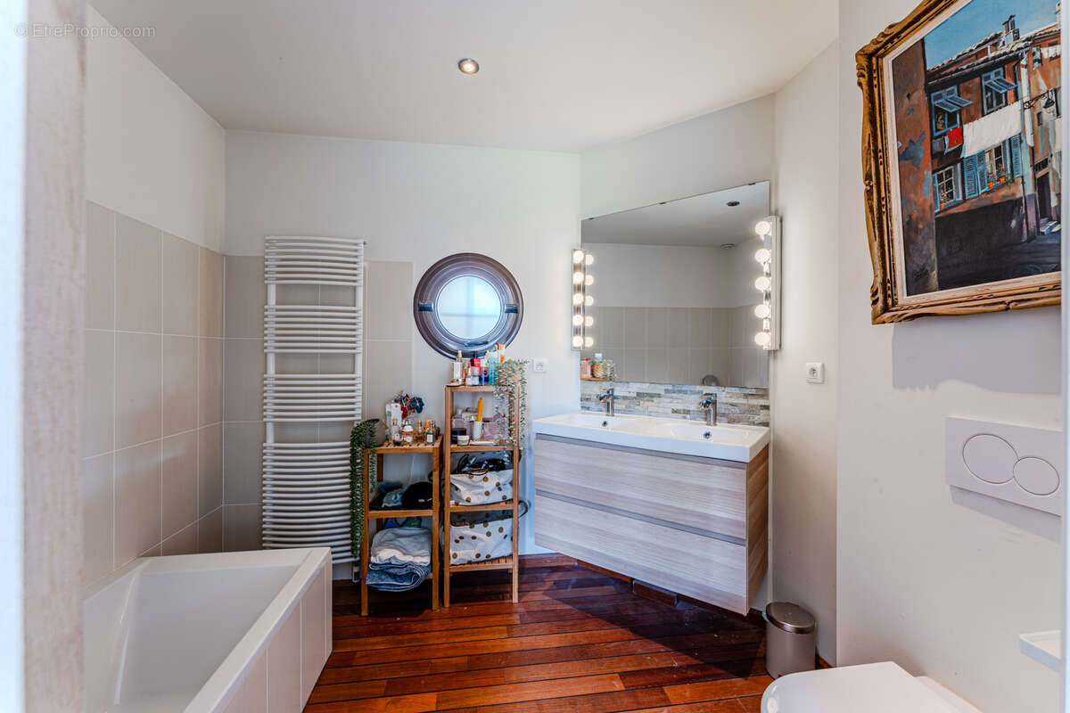 Maison à LE BOUSCAT