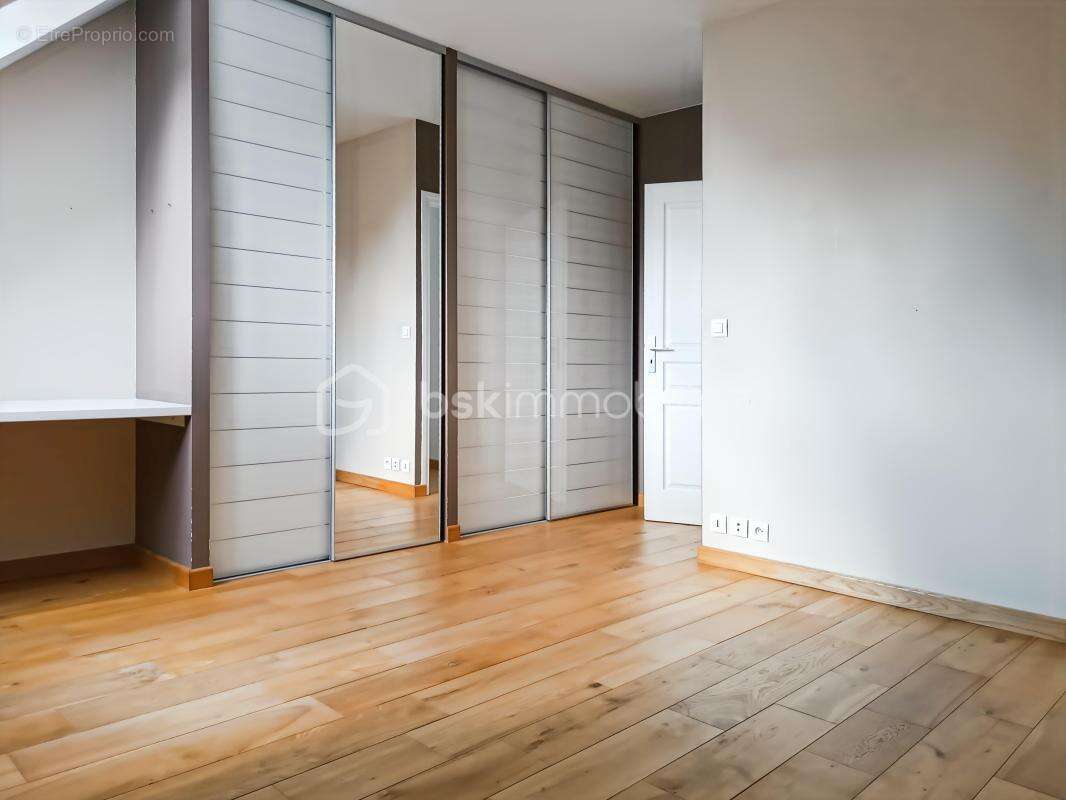 Maison à NEUILLY-PLAISANCE