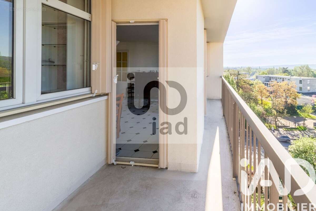 Photo 2 - Appartement à LE PECQ
