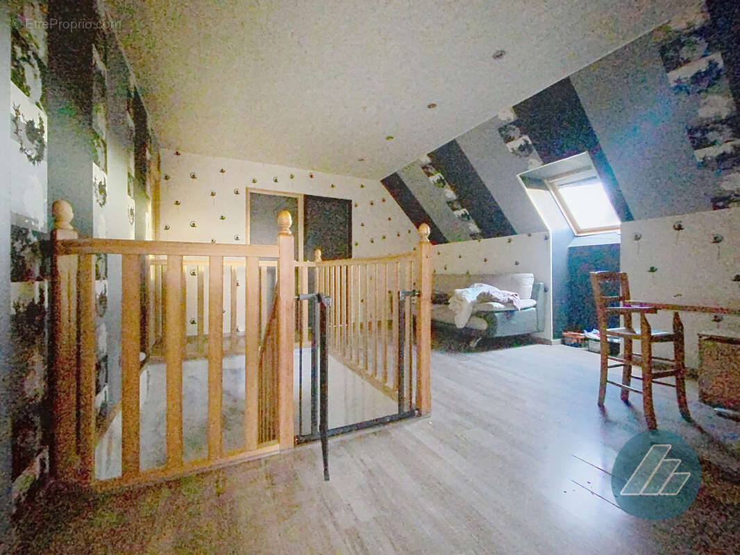 Maison à TOURS-EN-VIMEU