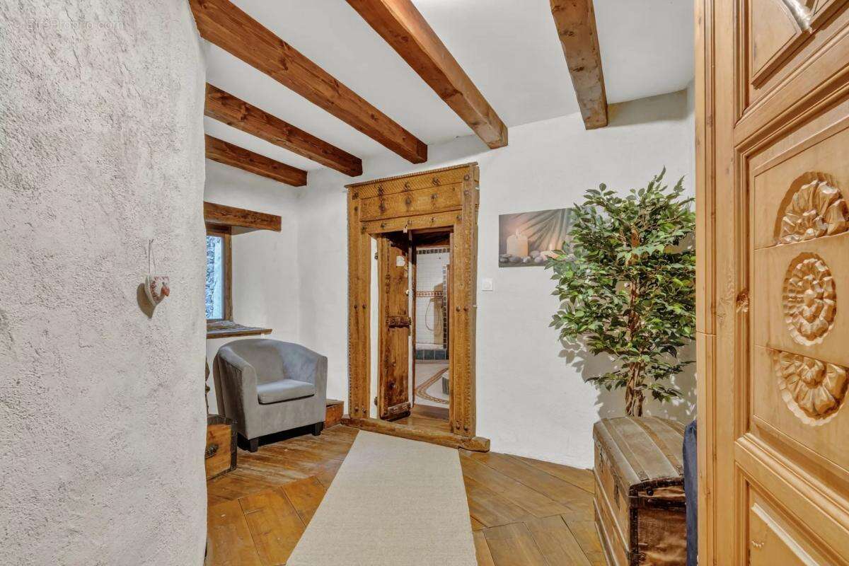 Maison à VILLARODIN-BOURGET