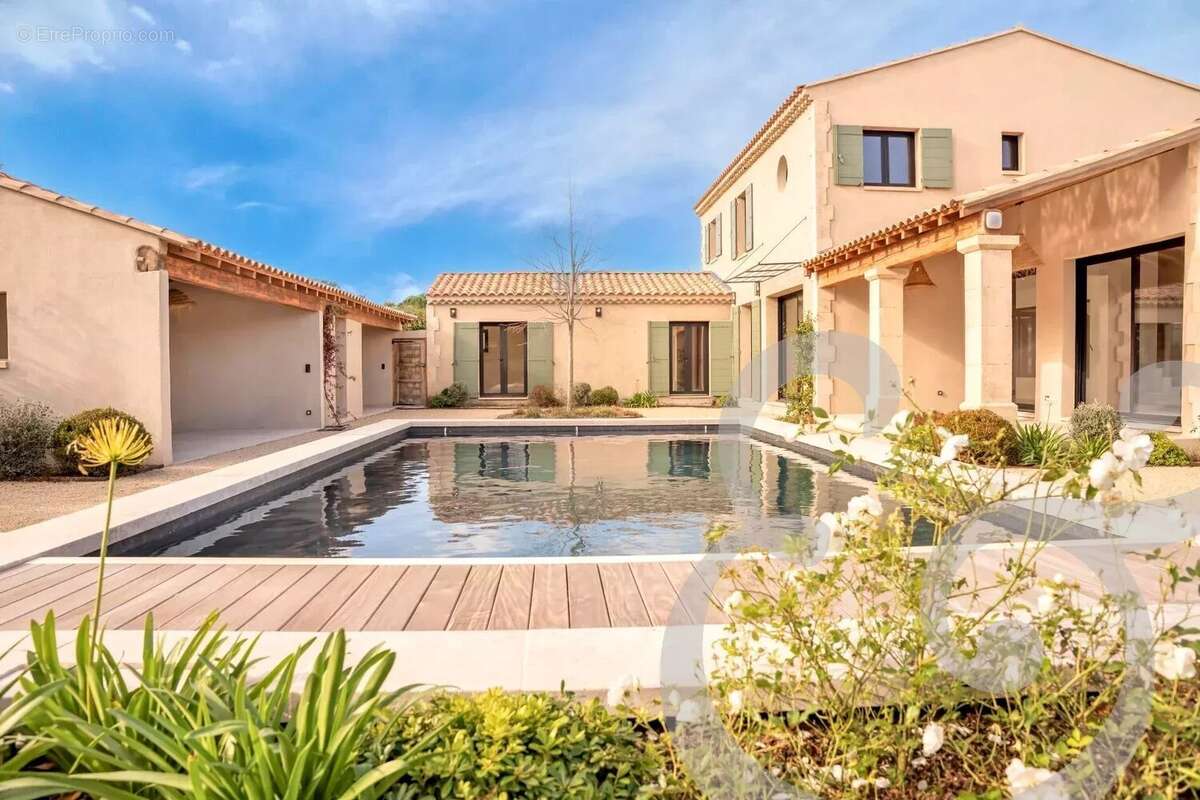 Maison à SAINT-REMY-DE-PROVENCE