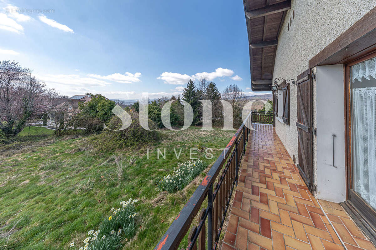 Maison à SAINT-MARTIN-BELLEVUE