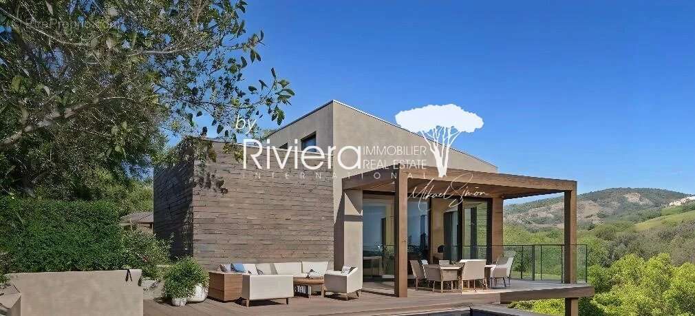 Maison à CAVALAIRE-SUR-MER