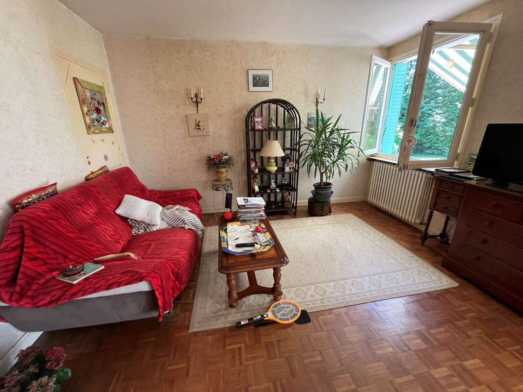 Maison à CUISERY