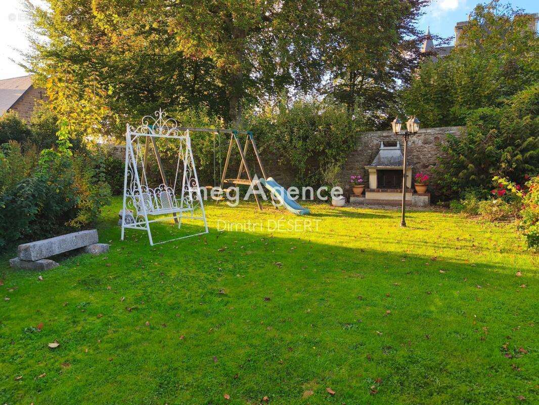 Maison à SAINT-GEORGES-DES-GROSEILLERS