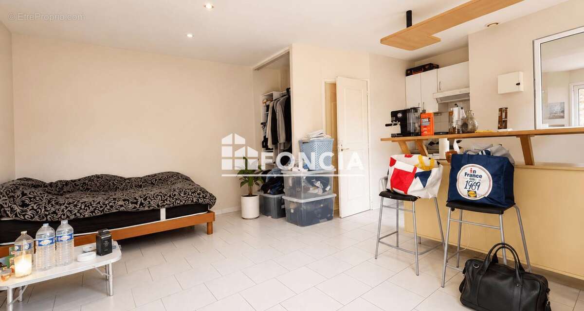 Appartement à CORMELLES-LE-ROYAL