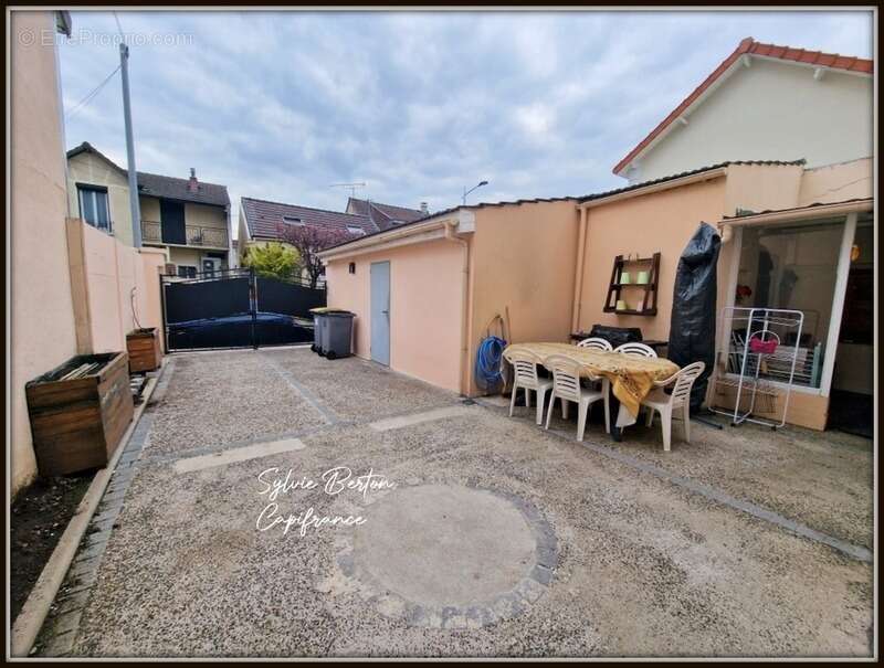 Maison à DRANCY