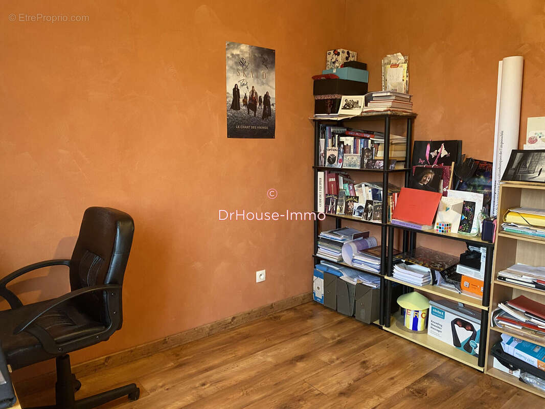 Maison à NOTRE-DAME-D&#039;ALIERMONT