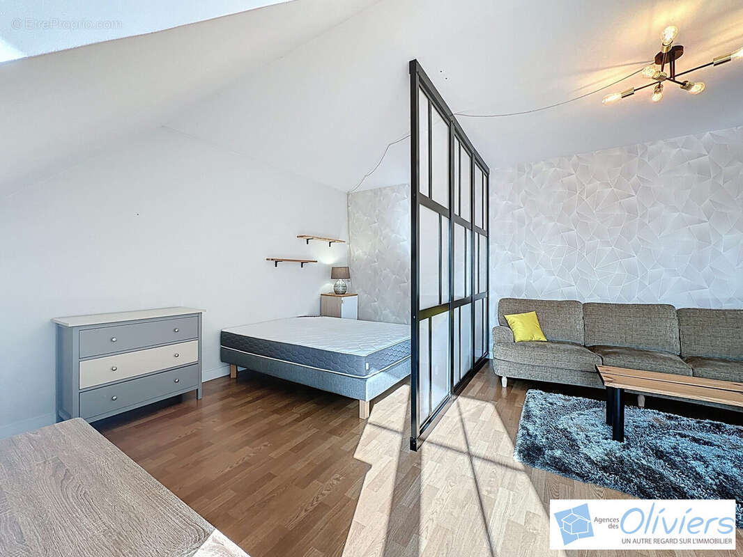 Appartement à VOISINS-LE-BRETONNEUX