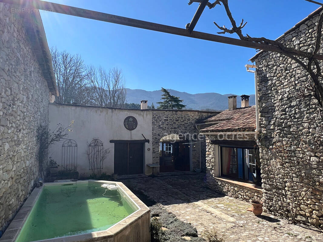 Maison à SAINT-MARTIN-DE-CASTILLON