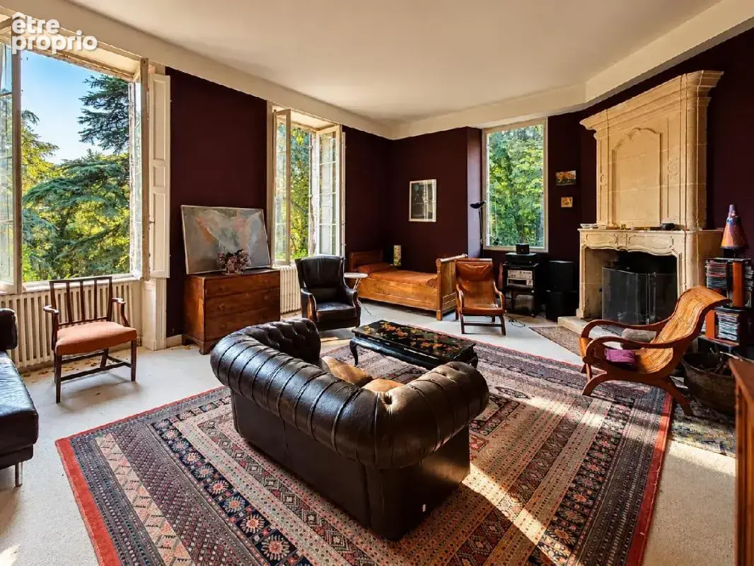 Proche du chêne - Demeure d'exception du XIX siècle - 550 m² - 12 chambres - dortoir - au coeur d'un parc de plus de 2ha avec ac - photo 4