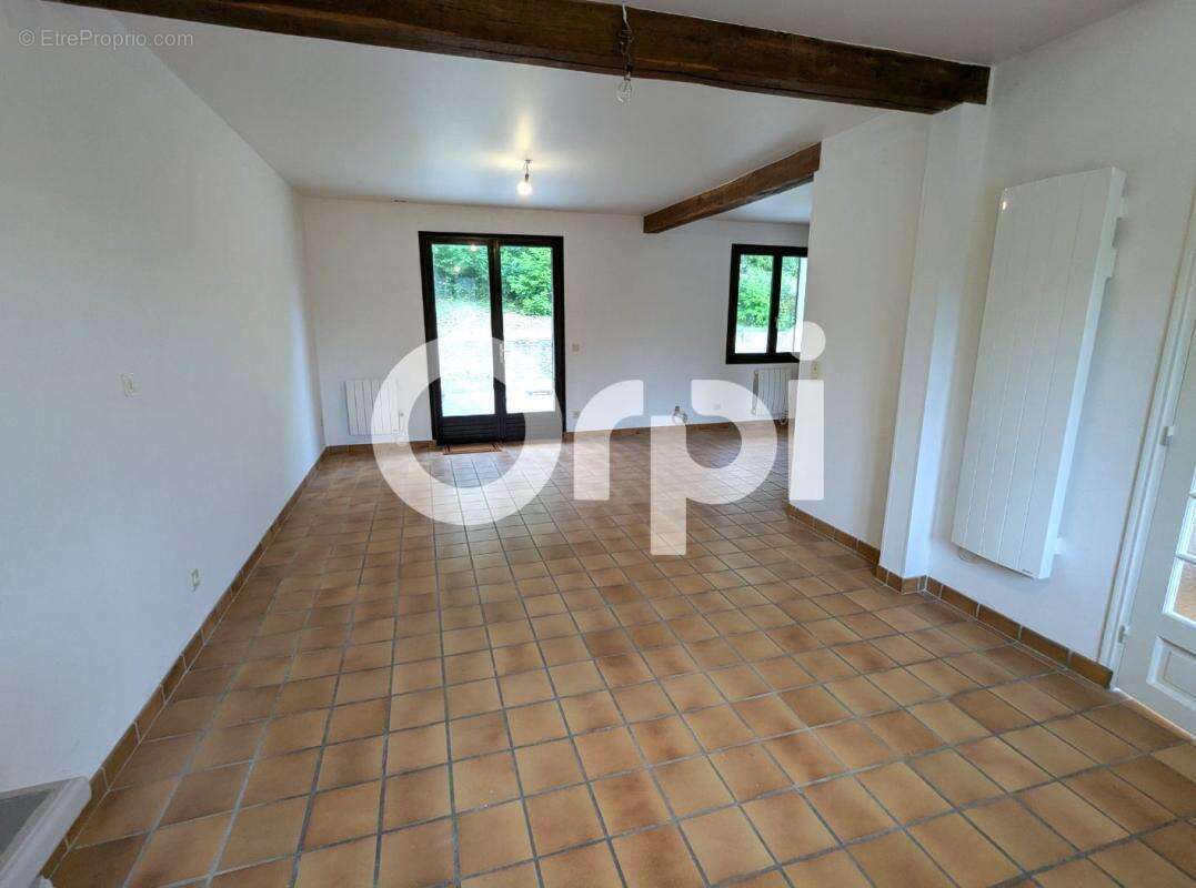 Maison 104 m², 4 chambres, et son jardin de 1329 m², a vendre a cuise-la-motte (60350) - - photo 5