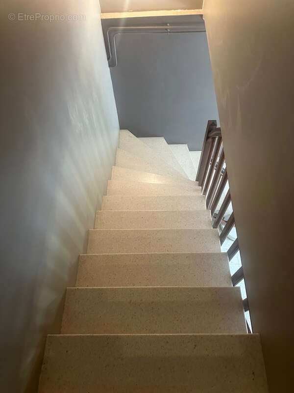 Maison à COURTHEZON