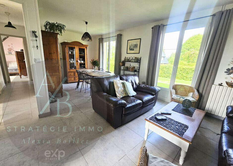 Maison à ETREPAGNY