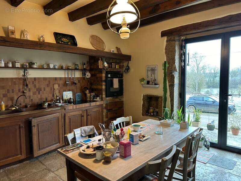 Maison à PRECY-SOUS-THIL