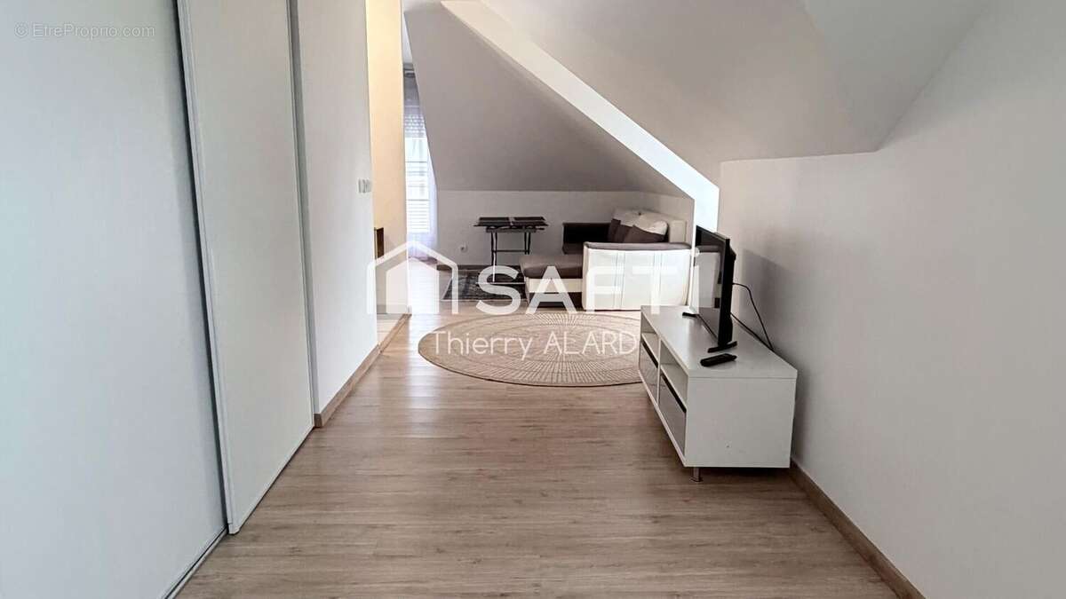 Photo 3 - Appartement à EZANVILLE
