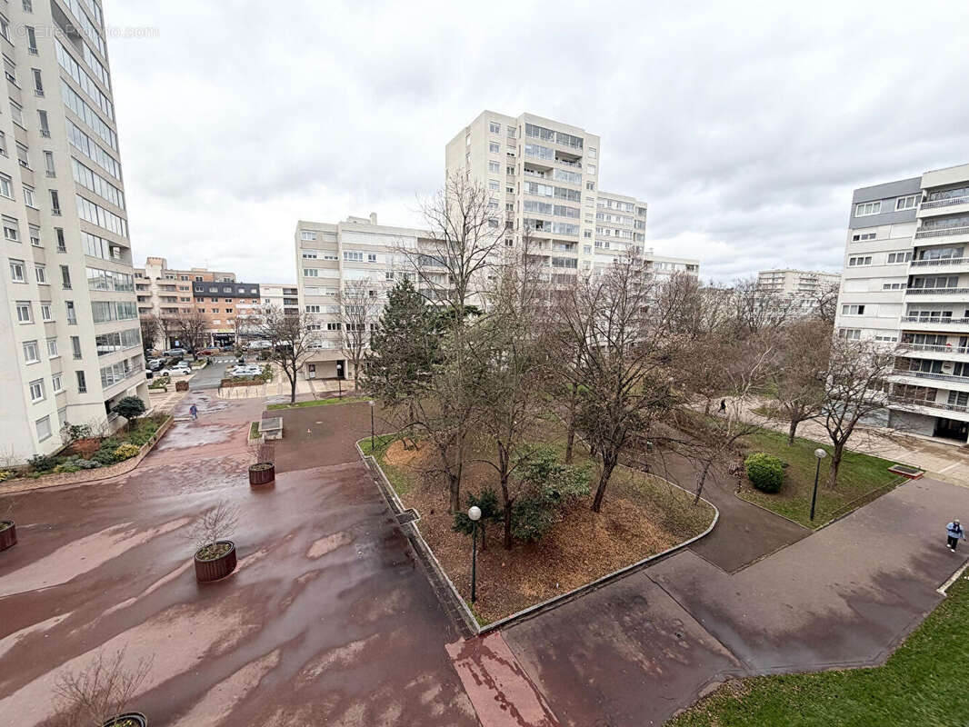 Appartement à SAINT-GRATIEN