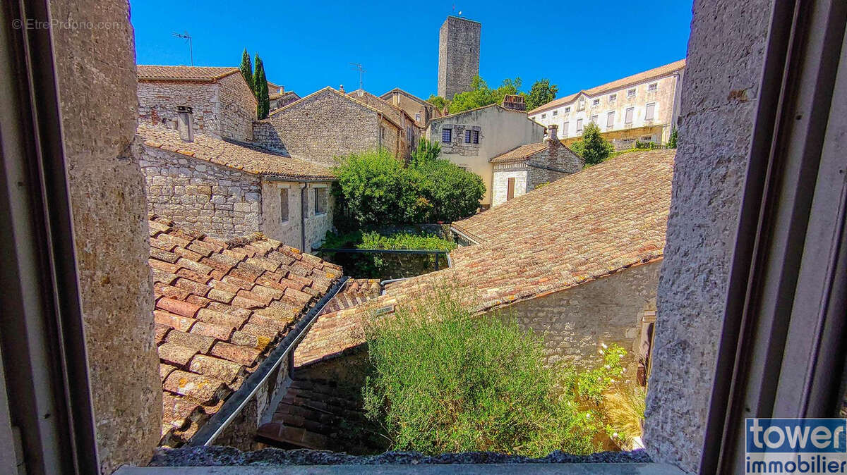 Maison à BAGAT-EN-QUERCY