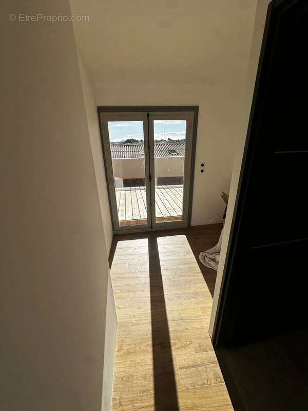 Appartement à MONTBAZIN