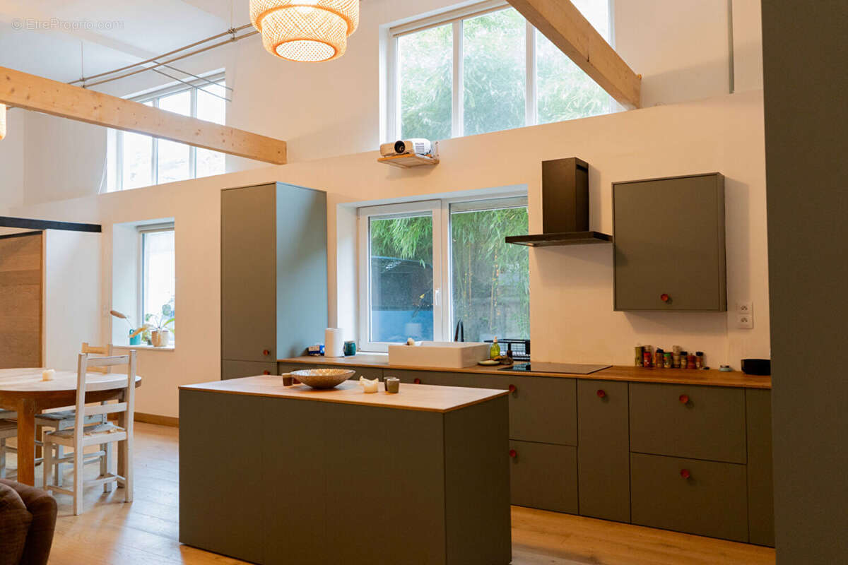 Commerce à BESANCON