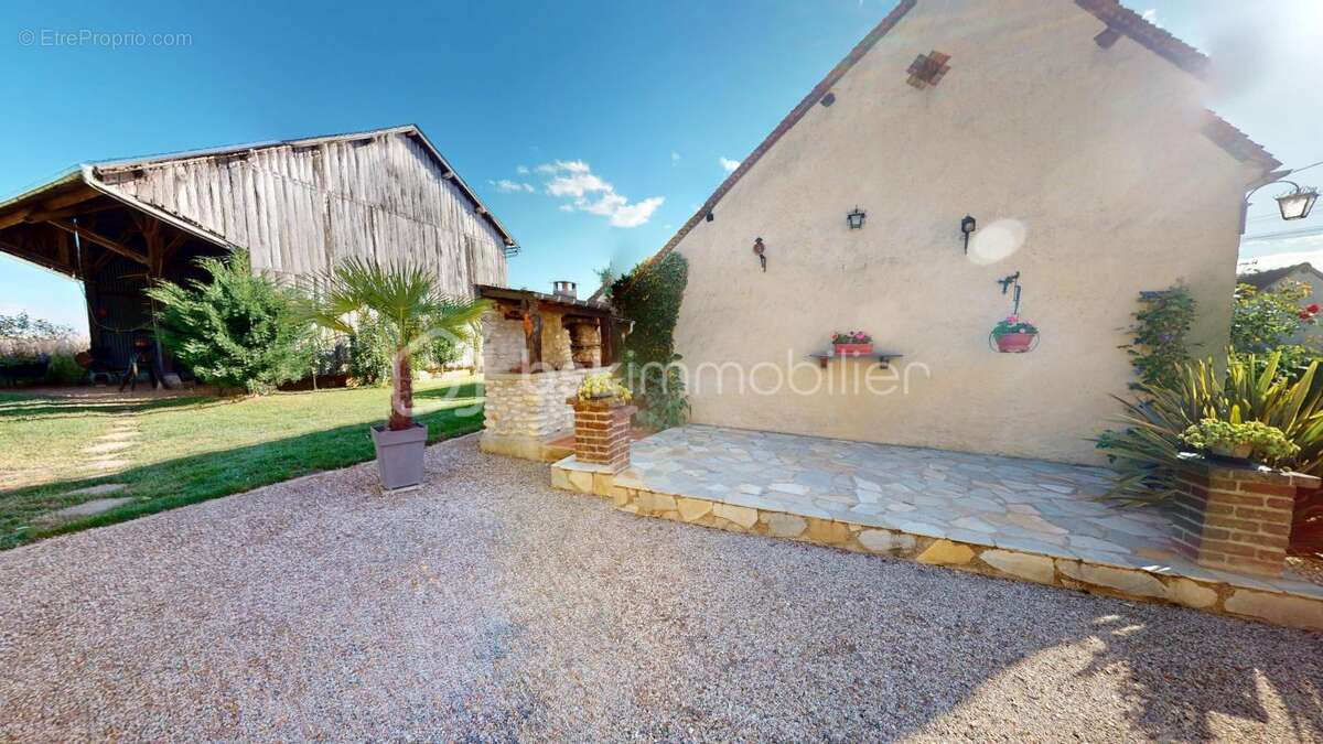 Maison à SAINT-GERMAIN-DES-PRES