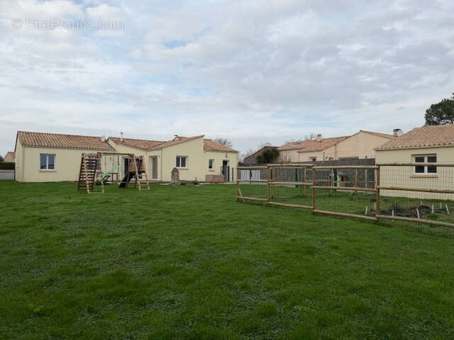 Maison à LE BERNARD