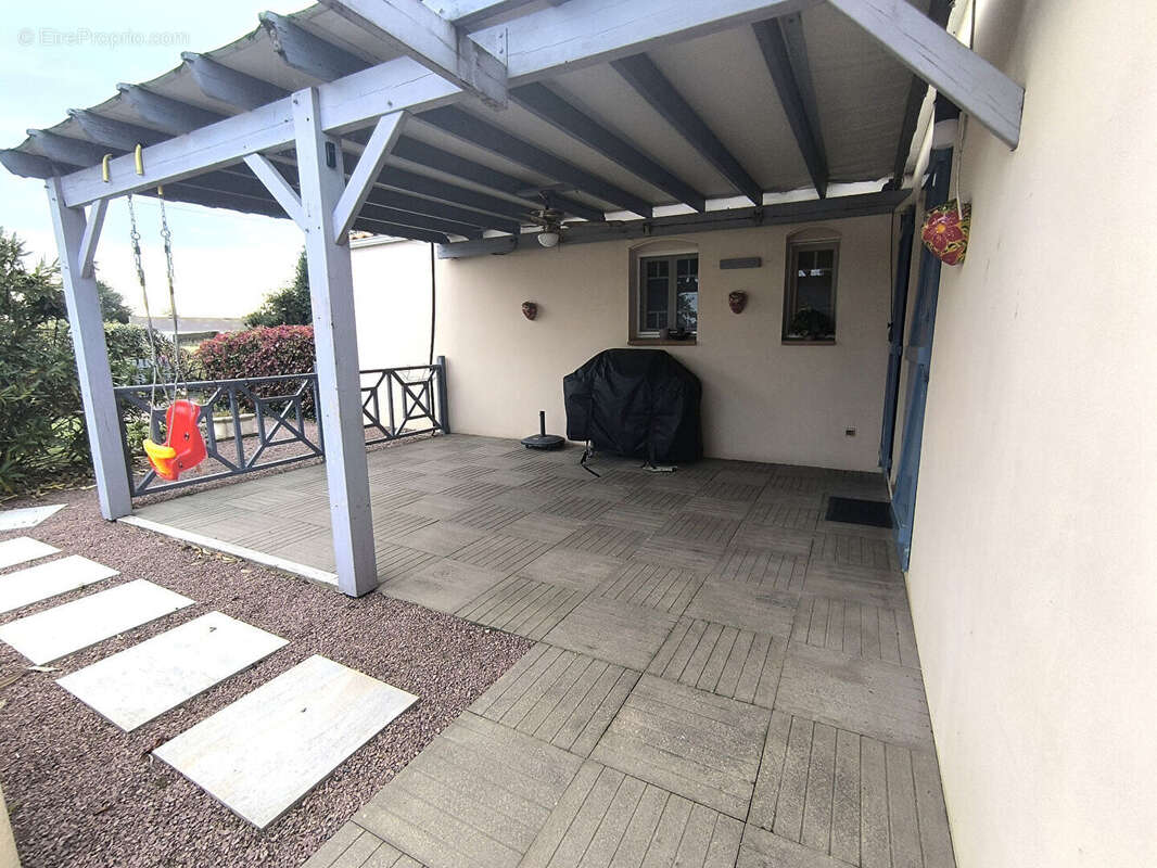 Maison à COMMEQUIERS