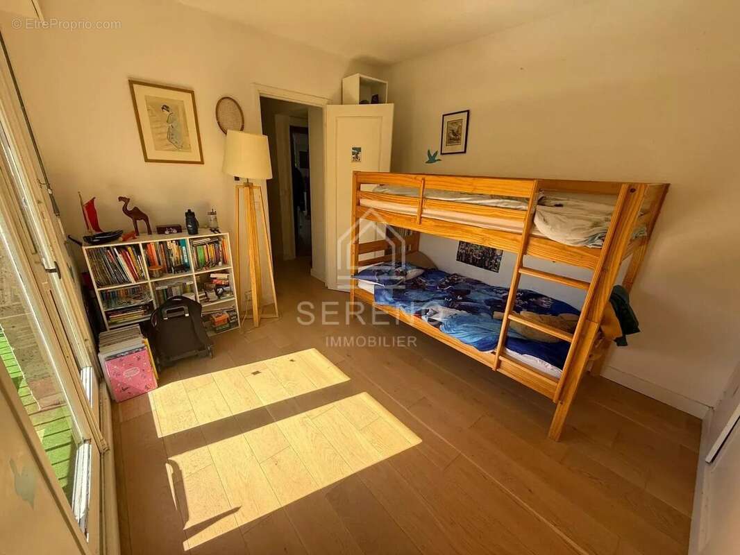 Appartement à NOGENT-SUR-MARNE