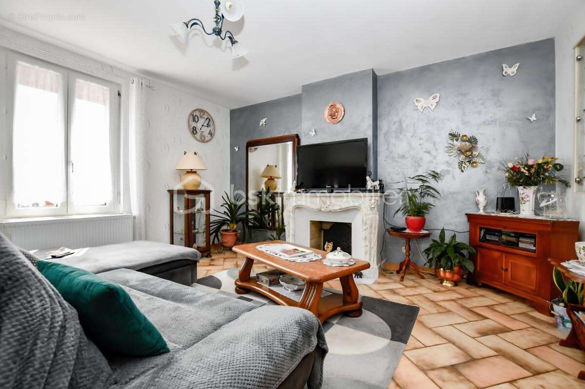 Maison de Maître - 7 pièces - 184m² - photo 12