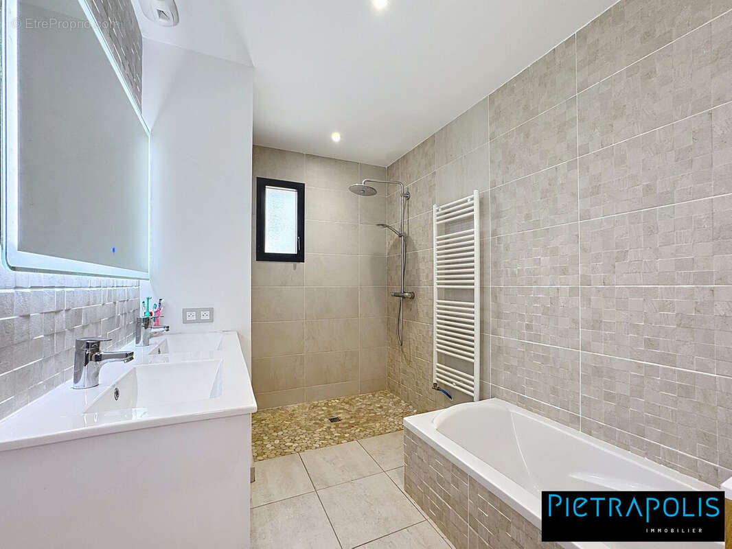 Maison à SAINT-CHAMOND