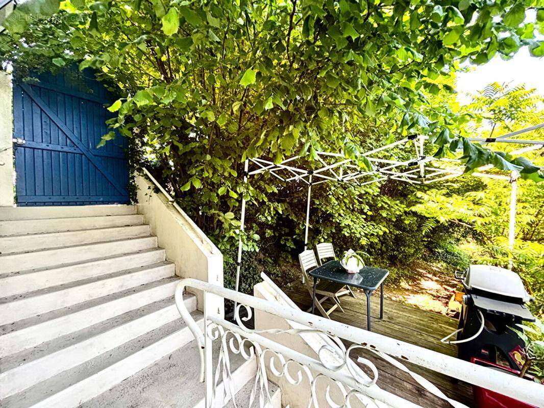 Maison à LA MENITRE