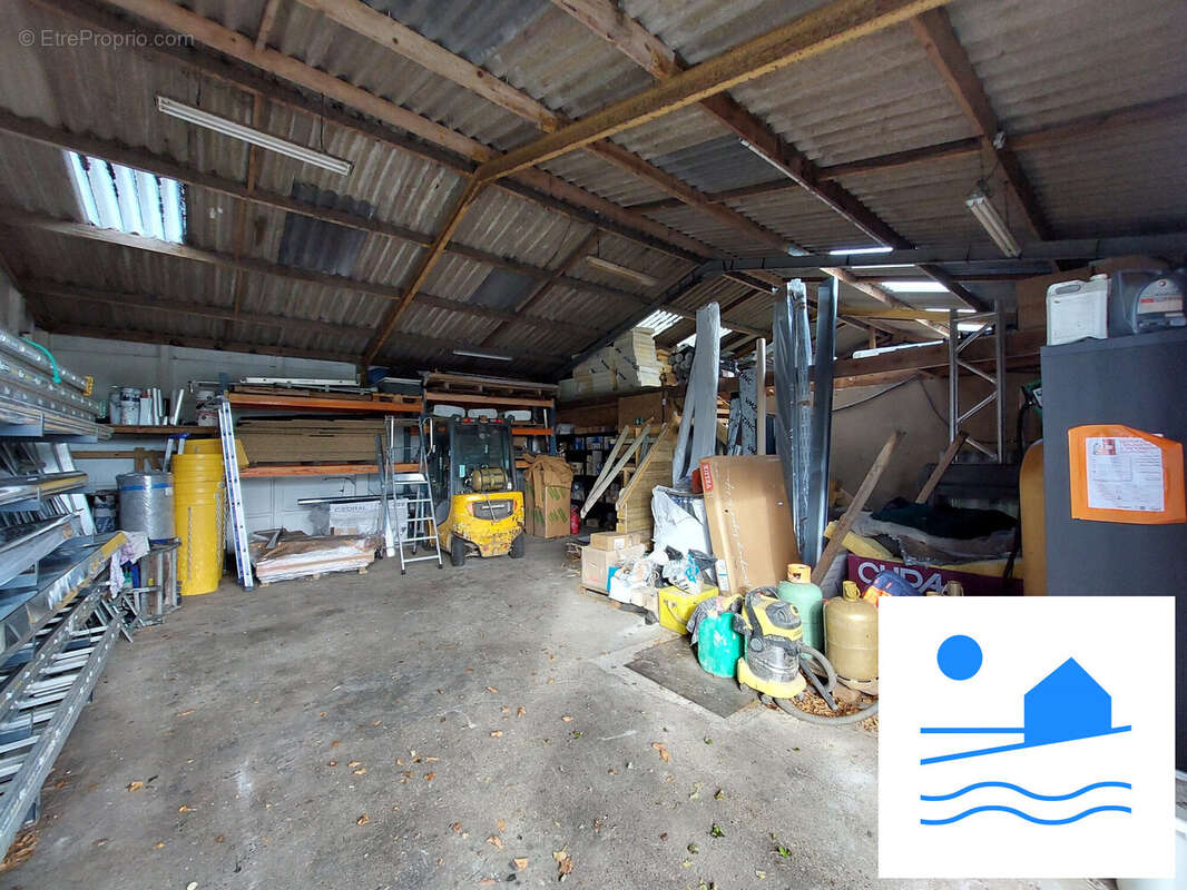 Commerce à CRIQUETOT-L'ESNEVAL