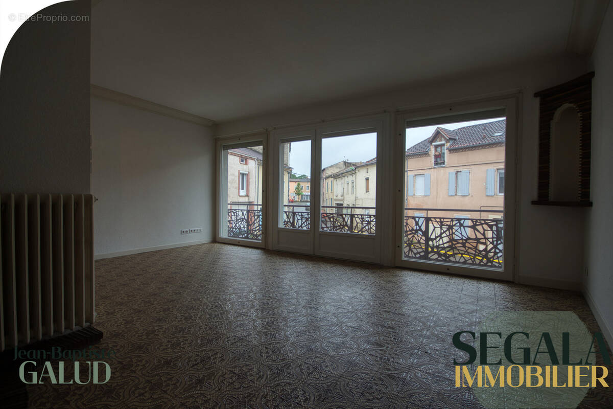 Appartement à CARMAUX