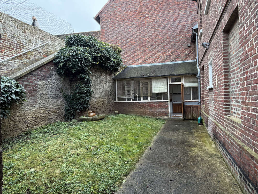 Maison à BEAUVAIS