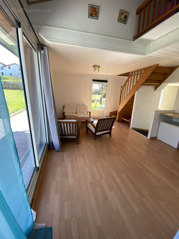 Maison à SAINT-PIERRE-D'IRUBE