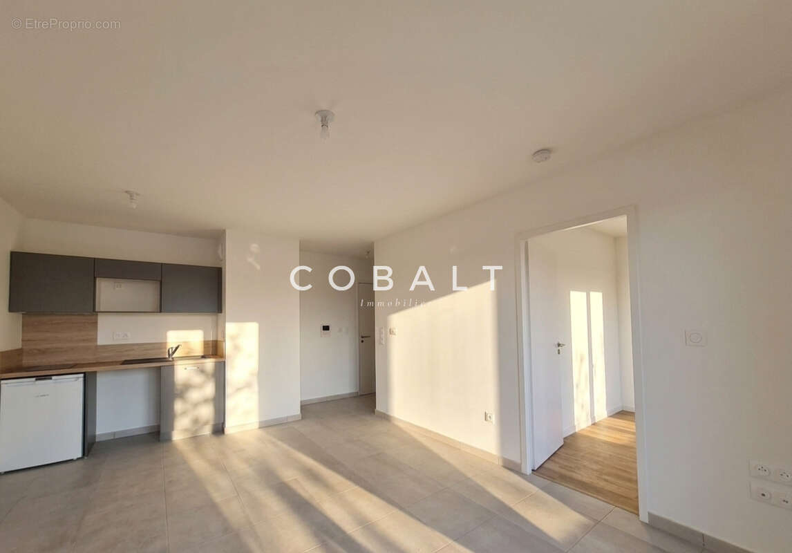 Appartement récent - 1 chambre - 39.55 m2 - Vue Mer - Balcon - photo 2