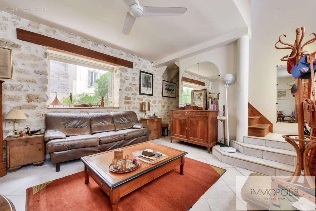 Appartement à PARIS-6E